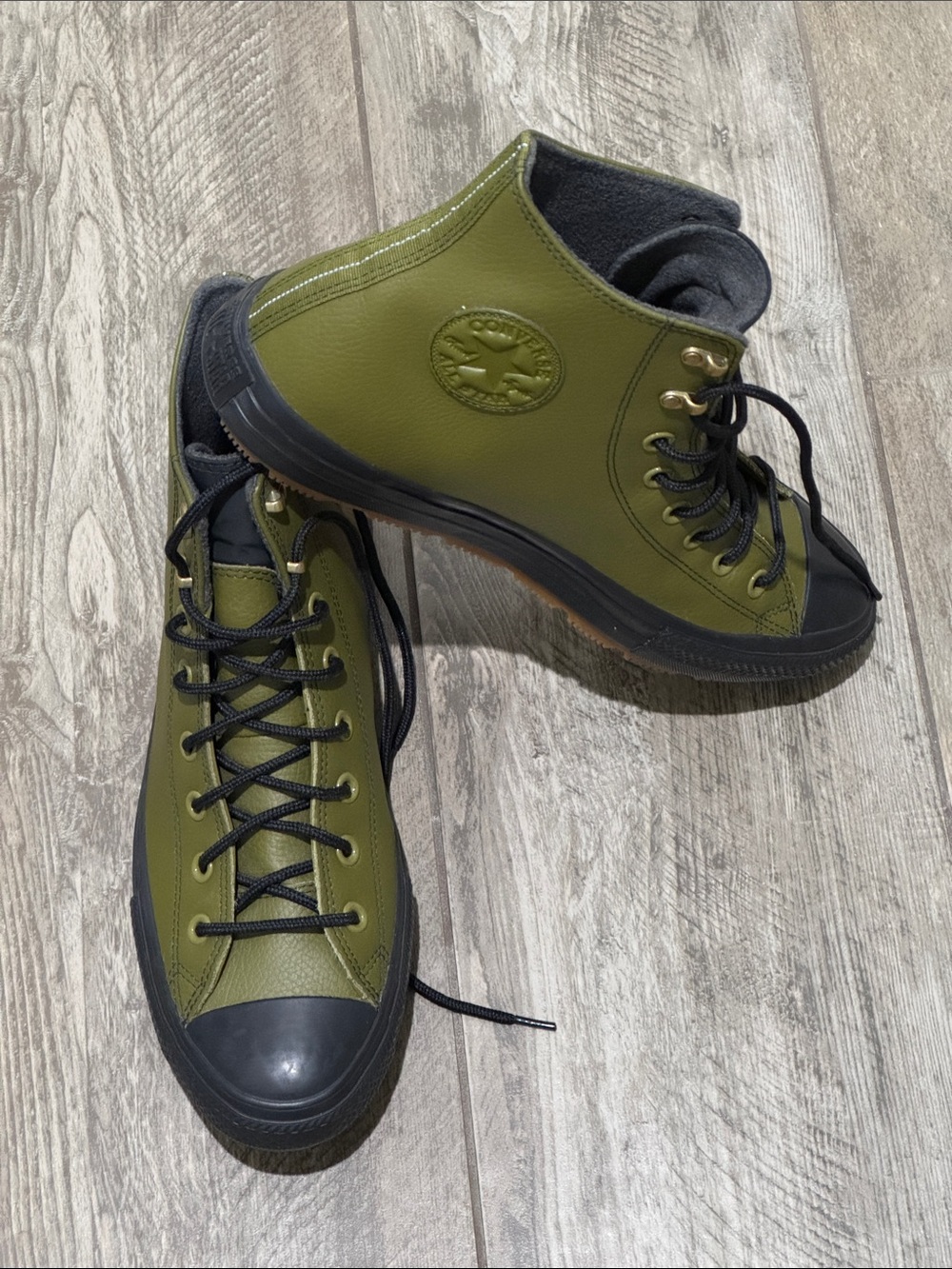 Converse Chuck Taylor All Star Winter Leather Sneakers - Picture 2 of 10